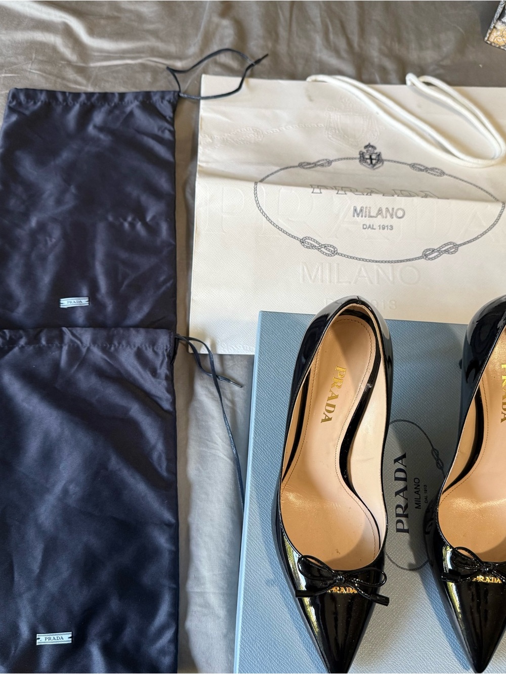 Prada Black Patent Leather Pointed Toe Pumps with Bow $300 size 8.5